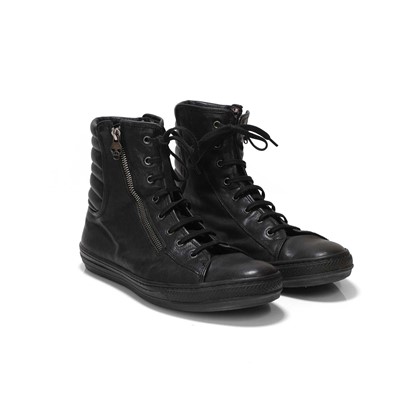 Lot 197 - Alexander McQueen a pair of leather high-top...