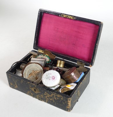 Lot 191 - A collection of costume jewellery, to include...
