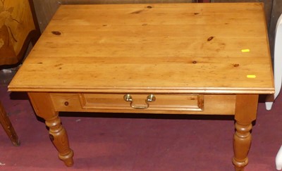 Lot 713 - A modern pine small rectangular low coffee...