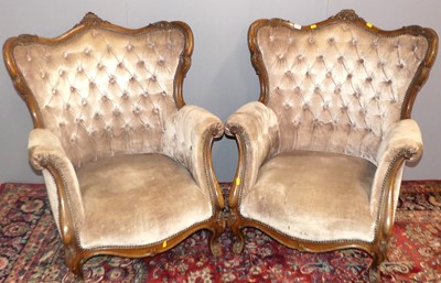 Lot 729 - A pair of French early 20th century floral...
