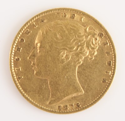 Lot 290 - Great Britain, 1873 gold full sovereign, obv:...
