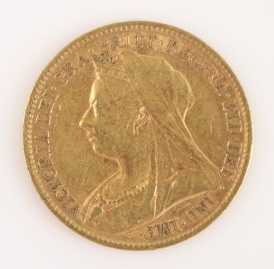 Lot 229 - Great Britain, 1898 gold half sovereign, obv:...