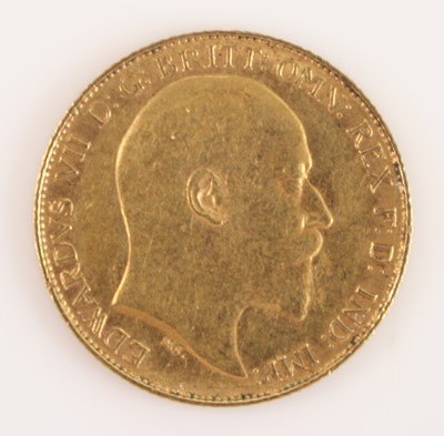 Lot 230 - Great Britain, 1903 gold half sovereign, obv:...