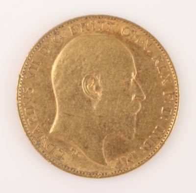 Lot 233 - Great Britain, 1903 gold half sovereign, obv:...
