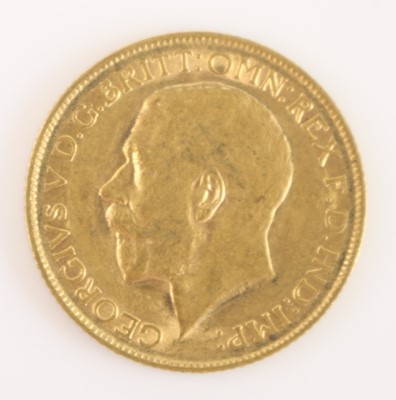 Lot 307 - Great Britain, 1912 gold full sovereign, obv:...