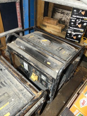 Lot 466 - A petrol generator