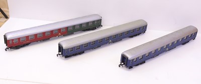 Lot 385 - Three Rivarossi 0 gauge continental outline...