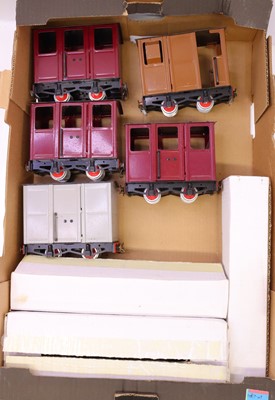 Lot 1198 - A collection of various Mamod G gauge 32mm...
