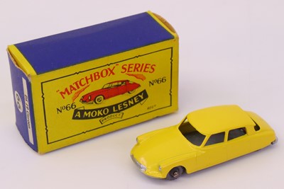 Lot 721 - Matchbox Regular Wheels 1/75 series No. 66...