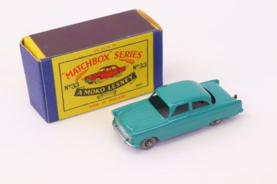 Lot 724 - Matchbox Regular Wheels 33a Ford Zodiac, sea...