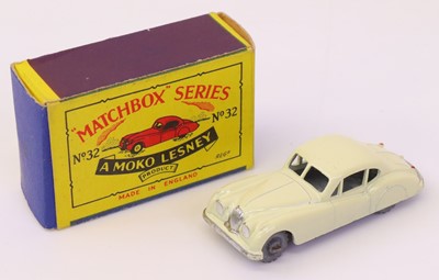 Lot 730 - Matchbox Regular Wheels, No.32 Jaguar XK120,...