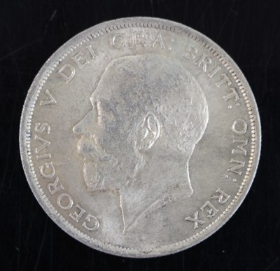 Lot 55 - Great Britain, 1916 half crown, obv: uncrowned...