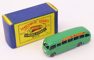Lot 737 - Matchbox Regular Wheels 21b Bedford Duple...