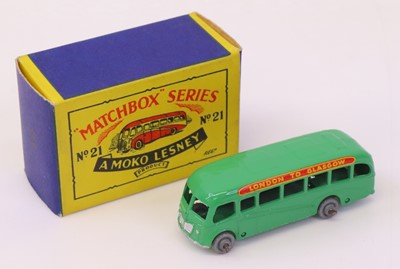Lot 738 - Matchbox Regular Wheels No.21 Single Decker...