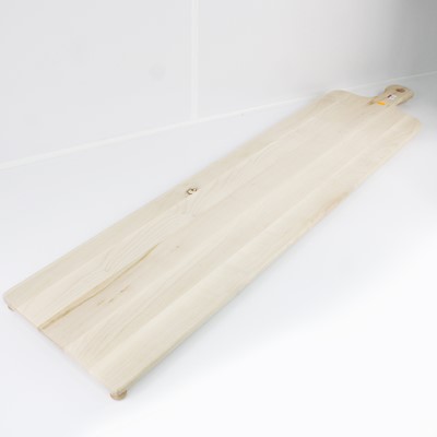 Lot 1271 - A contemporary sycamore cheeseboard of good...