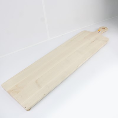 Lot 1272 - A contemporary sycamore cheeseboard of good...