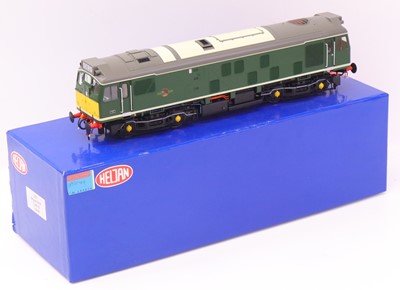 Lot 326 - Heljan 0 gauge finescale Class 25 in BR green,...