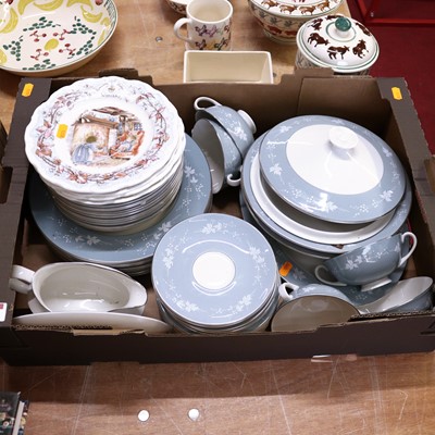 Lot 112 - A collection of Royal Doulton 'Reflection'...
