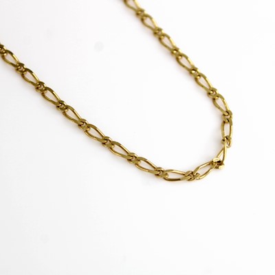 Lot 283 - A 9ct gold flat curblink neck chain, 44.5cm, 5.1g