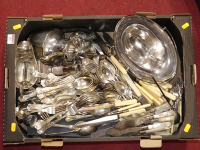 Lot 151 - A collection of silver plated wares, to...