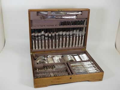 Lot 152 - A Mappin & Webb silver plated suite of...