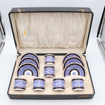 Lot 101 - A circa 1900 Royal Worcester porcelain coffee...