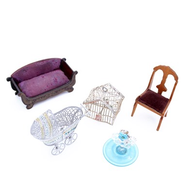 Lot 197 - A collection of assorted doll's house...