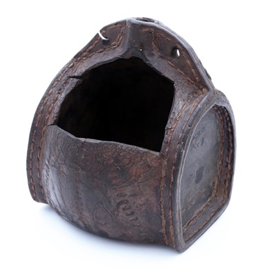 Lot 17 - A leather costrel, 17th/18th century, having...