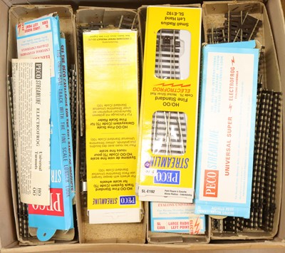 Lot 217 - Approx 80 Peco 00-gauge points, mix of...