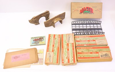 Lot 676 - Box containing Master Model No.97 Double...