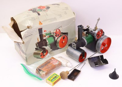 Lot 447 - Mamod SR1 Steam Roller, housed in the original...