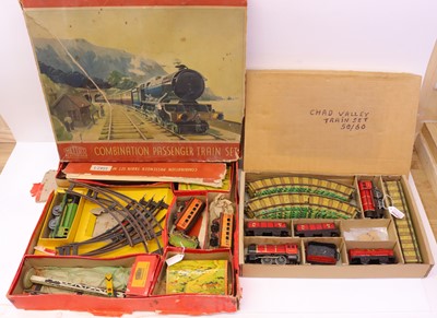 Lot 156 - Three C1950s 0 gauge sets to include a Chad...