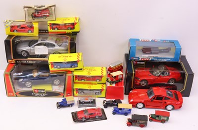 Lot 432 - Tray containing 1/18 and 1/43 scale modern...