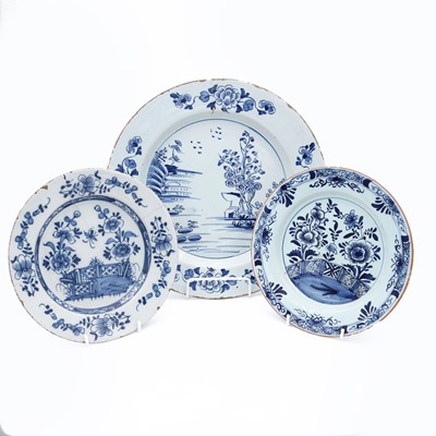 Lot 85 - An 18th century Dutch Delft blue and white...