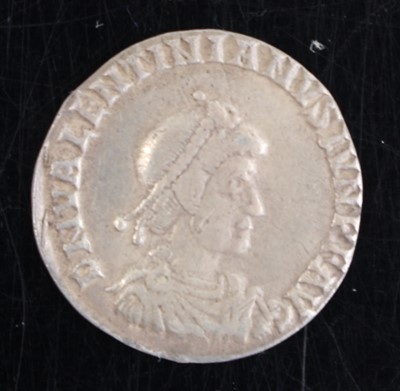 Lot 128 - Roman Empire, Valentinian II (375-392),...