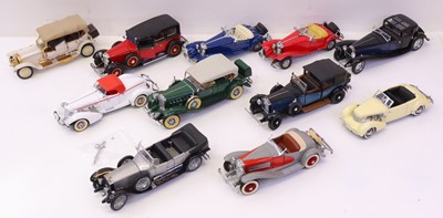 Lot 420 - Franklin and Danbury Mint collection of loose...