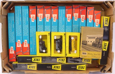 Lot 167 - One tray of Trix 00 gauge rolling stock to...
