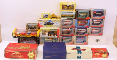 Lot 415 - Two trays of mixed modern issue diecast to...