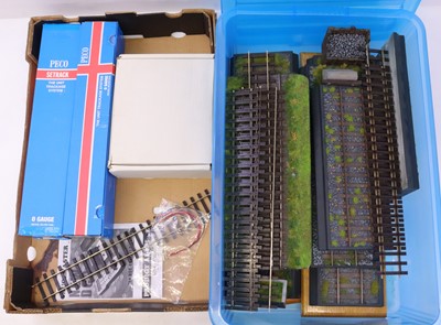 Lot 172 - Various 0 gauge finescale diorama bases, all...