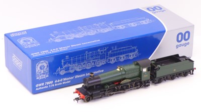 Lot 91 - Dapol 00 gauge Manor Class in GWR green,...