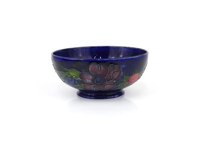 Lot 252 - A Moorcroft Anemone pattern footed table bowl,...