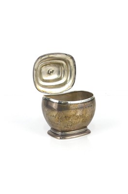 Lot 349 - An early 20th century silver tea caddy, of...