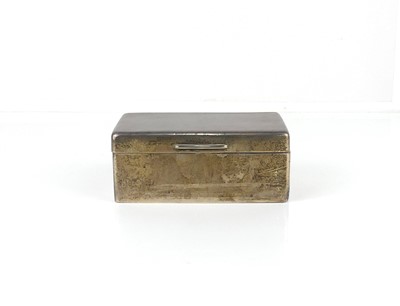 Lot 352 - An Art Deco silver table cigarette box, the...