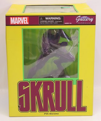 Lot 231 - Diamond Select Toys Gallery Diorama of a...