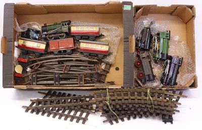 Lot 148 - Two trays containing 0-gauge tinplate and...