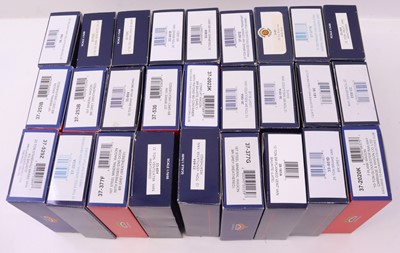 Lot 413 - One tray containing various Bachmann 00 gauge...