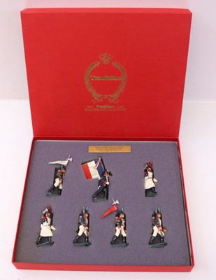 Lot 316 - Traditions Soldiers of London set No. 716...