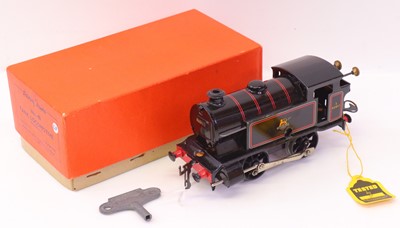 Lot 44 - 1954-60 Hornby 0-gauge Type 40 clockwork 0-4-0...