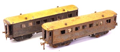 Lot 191 - Two Hornby Wagon-Lits bogie coaches seriously...