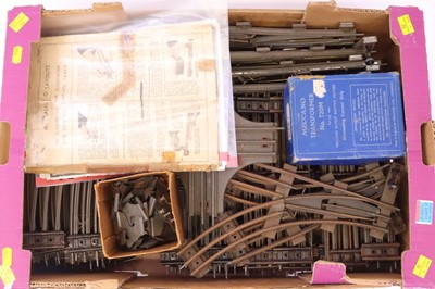 Lot 186 - Tray of Hornby 0-gauge electric track, all in...